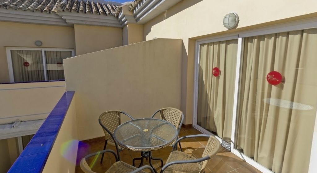 ホテル Vive Costa Azul ベナルマデナ エクステリア 写真